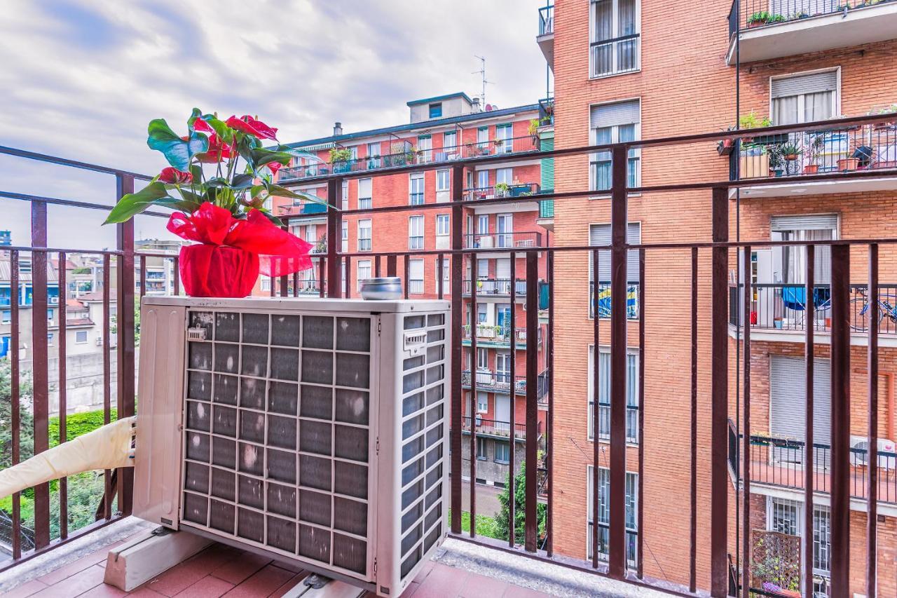 Casa Vacanze In Arte Milano Apartman Kültér fotó